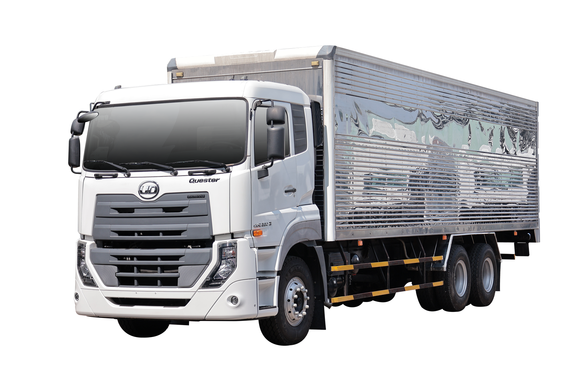 XE TẢI UD TRUCKS CDE 280 THÙNG KÍN 9.1M WB5600 QTH